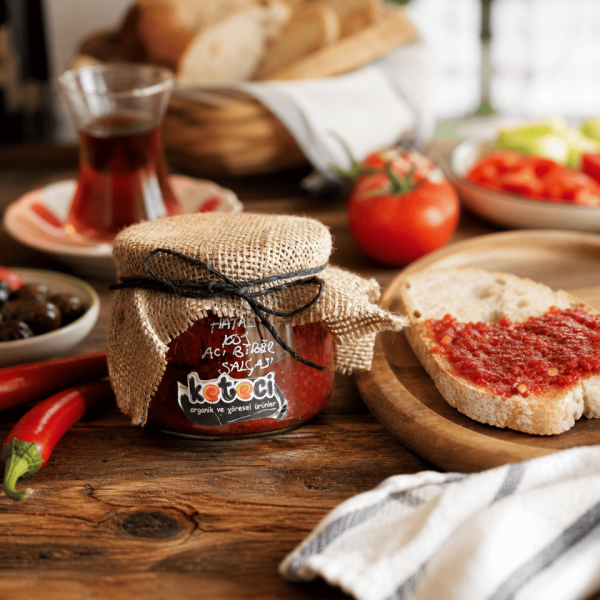 Hatay Ev Yapımı Acı Biber Salçası – 300 Gr